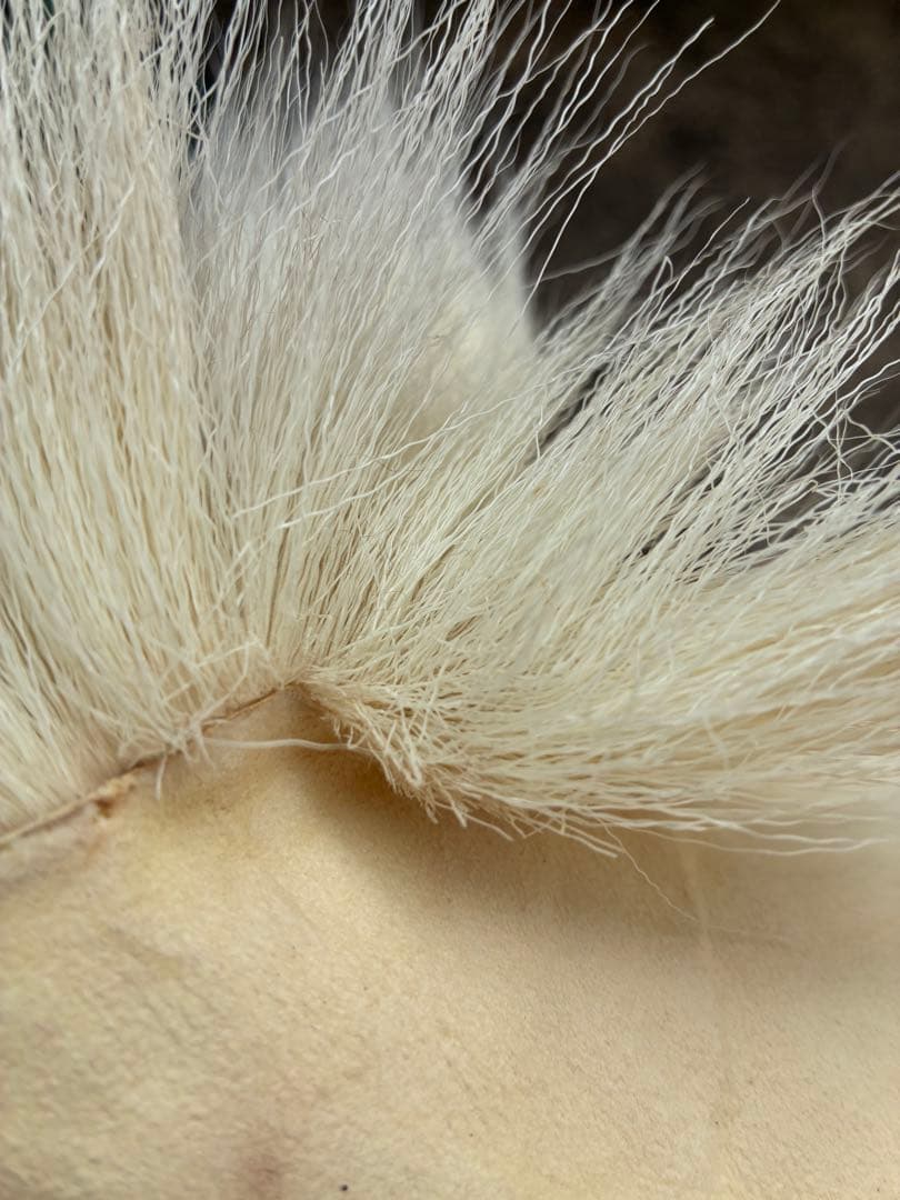 トナカイ　毛皮　敷物　ラグ　北欧　インテリア　ブッシュクラフト　キャンプ