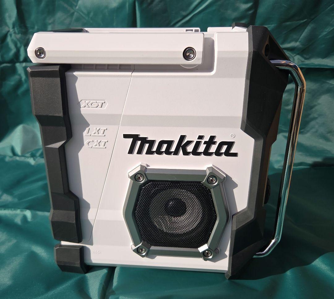 Makita ラジオMR001GZW