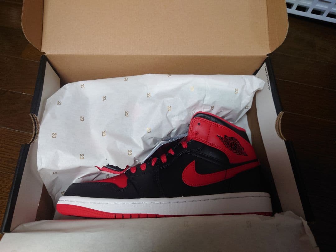 ナイキ NIKE AIR JORDAN 1 MID Bred 27.5cm