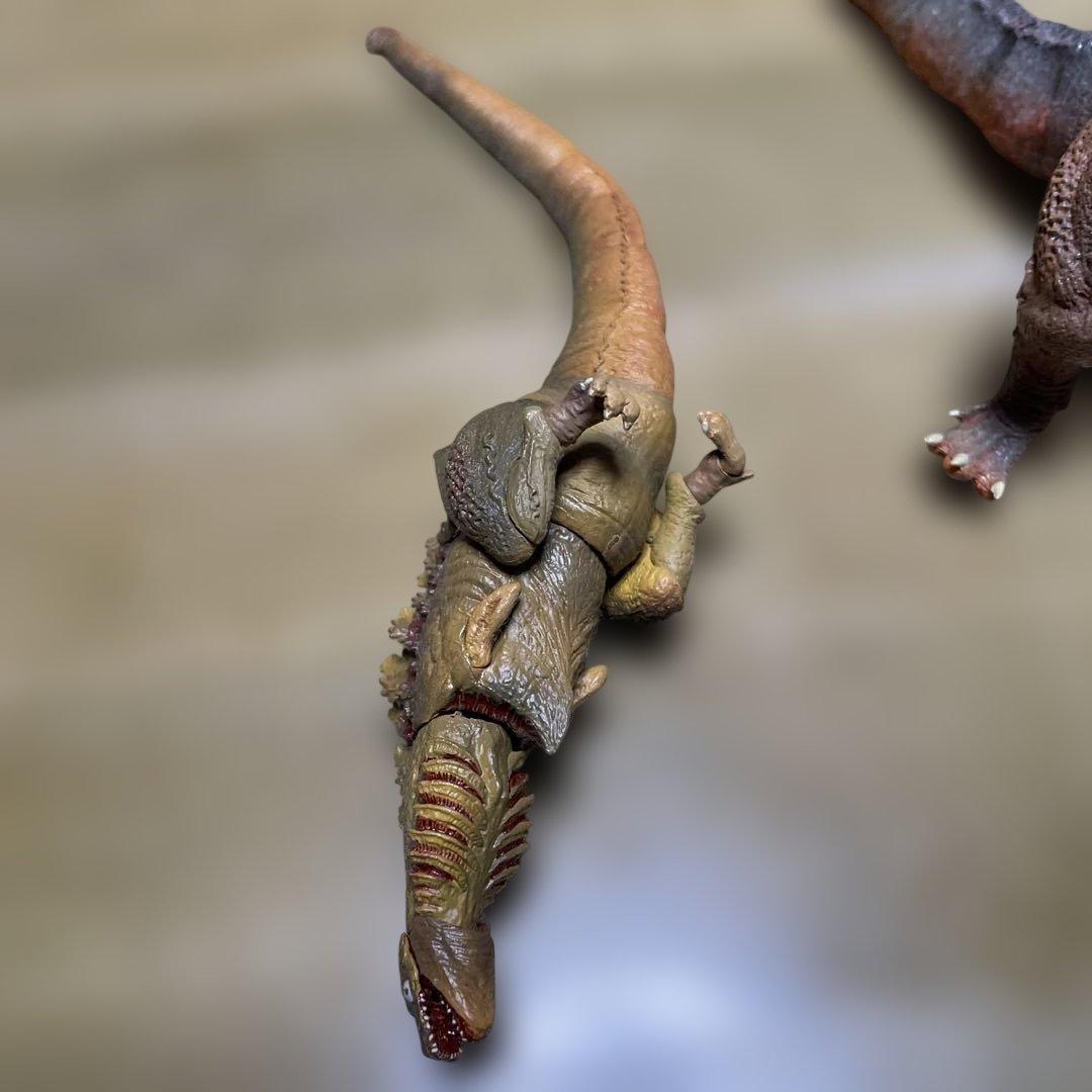 S.H.モンスターアーツ ゴジラ(2016) 第2形態&第3形態セット