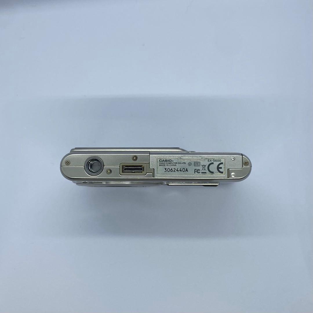 デジタルカメラ CASIO EXILIM CARD EX-S600