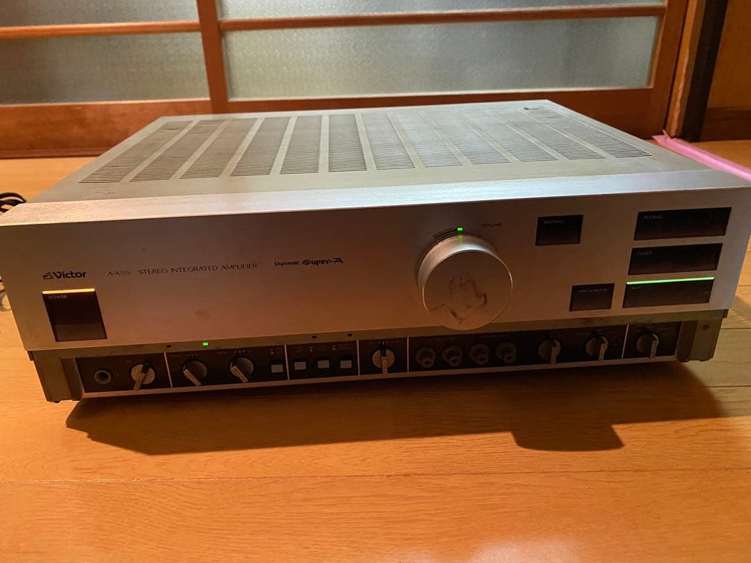 プリメインアンプ　victor 日本製