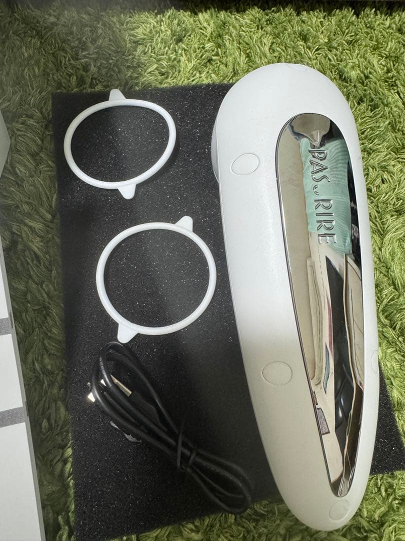 パスリル　PASRIRE 美顔器　　クリアリングウォーター（美容液）付き