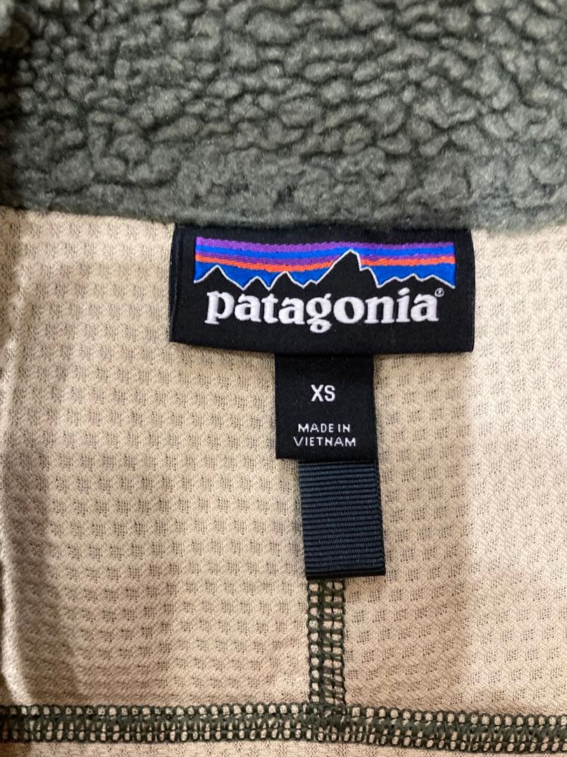 【希少色】Patagonia パタゴニア レトロX ベスト カーキ色 XSサイズ