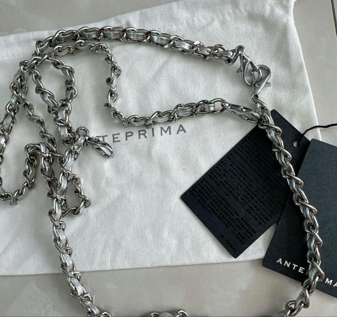 アンテプリマ　バッグ　シルバー