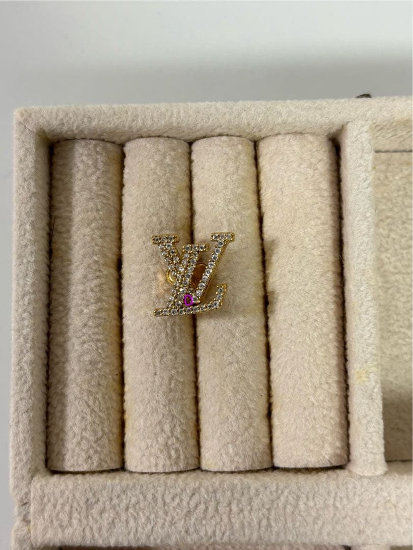 ルイ・ヴィトン ピアス 片耳 ゴールド ルイ・ヴィトン