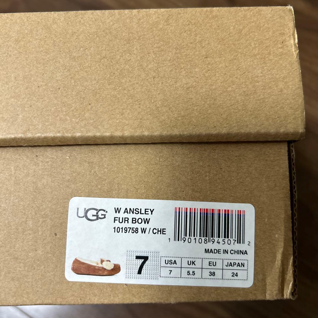 あーちゃん！UGG アグ　モカシン