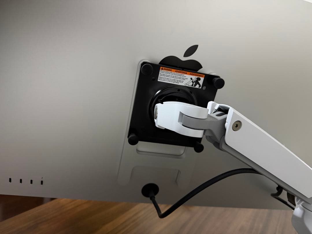 ディスプレイ・モニター本体 studio display vesa