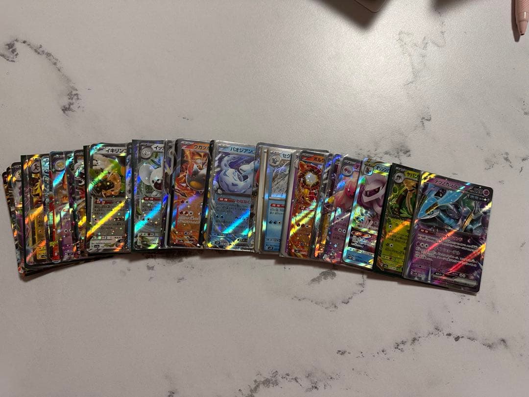 s*u様 最終値下げポケモンカード引退品2500枚以上