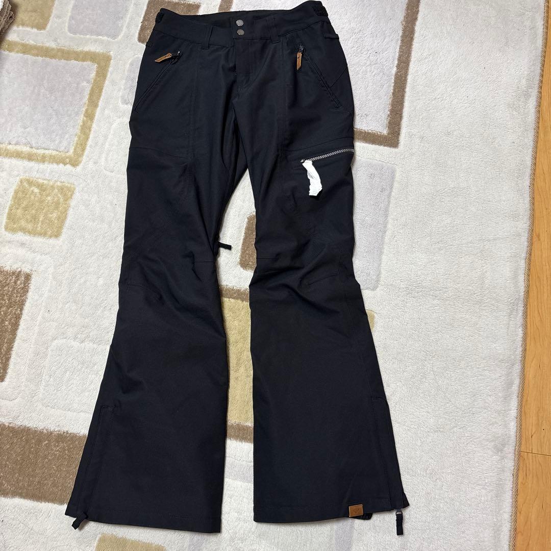 ROXY ブラック フレアパンツ DRYFLIGHT 15K 新品