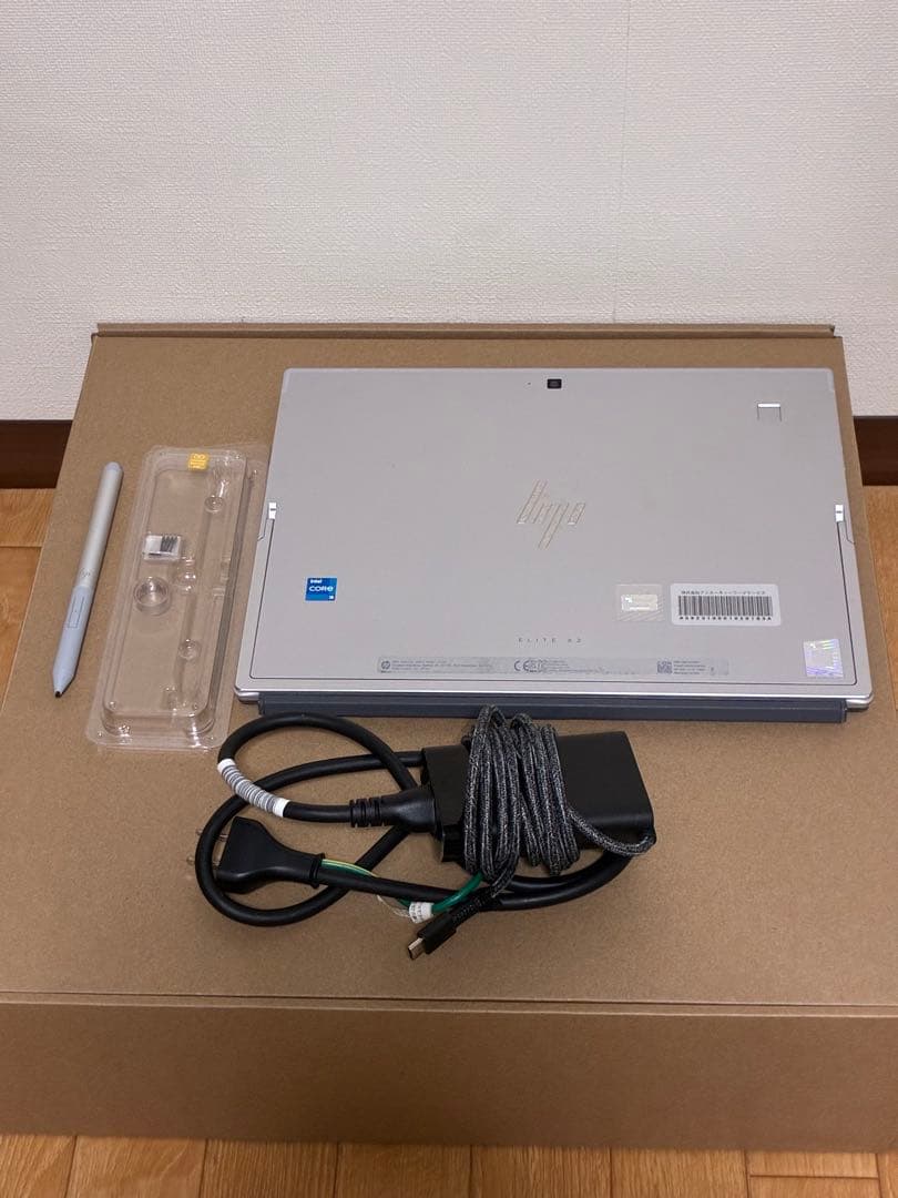 HP Elite x2 G8 第11世代Core i5 スタイラスペン付属