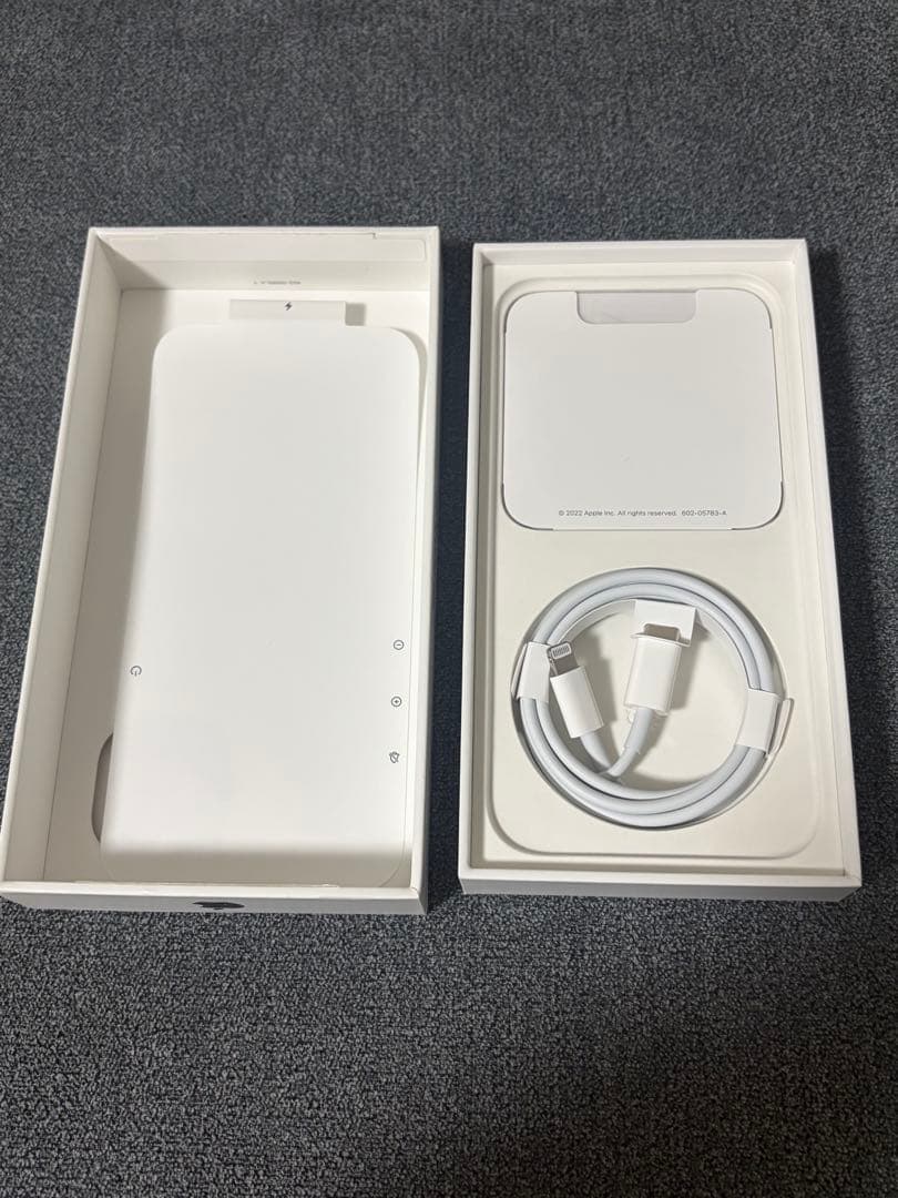 Apple iPhone 14 ミッドナイト