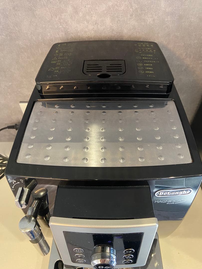※ジャンク品※De'Longhi Magnifica S plus
