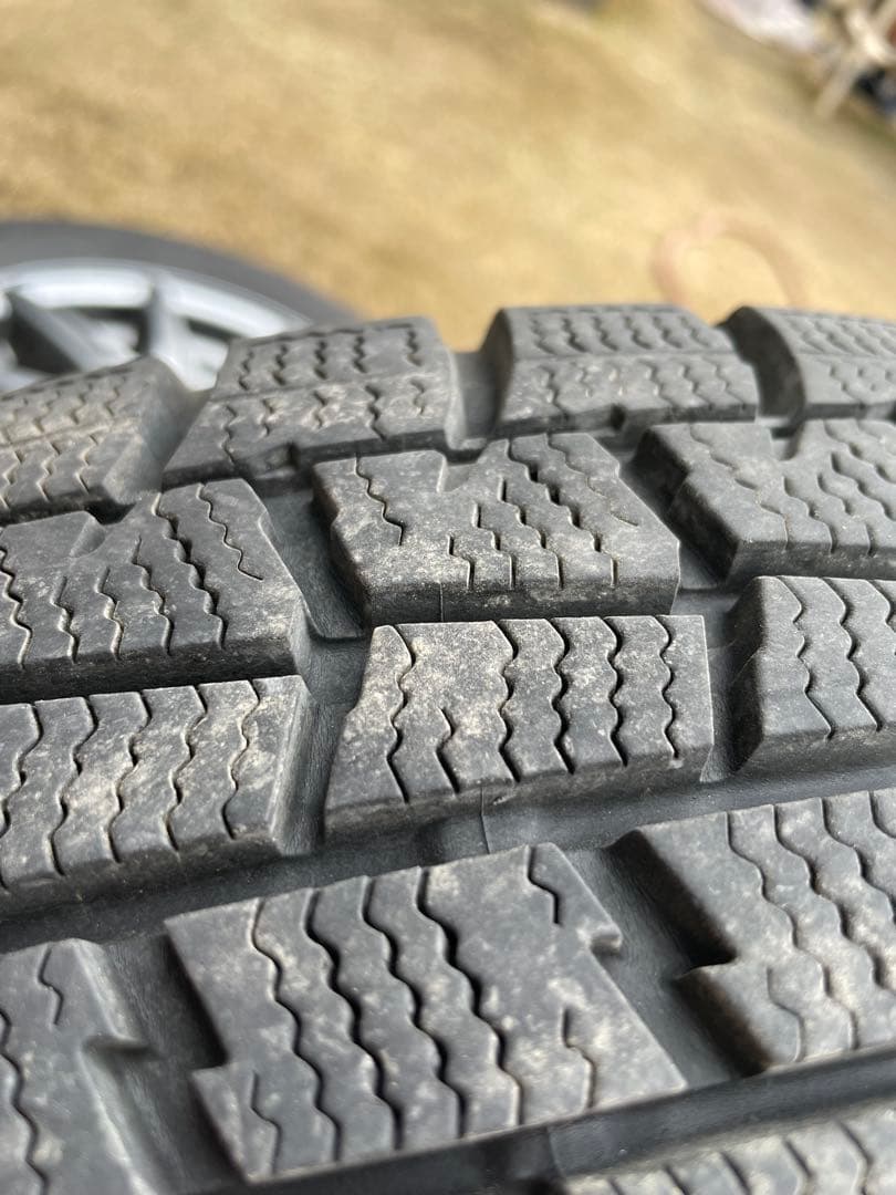 【送料込み】ダンロップWINTER MAXXホイール付き165/65R14