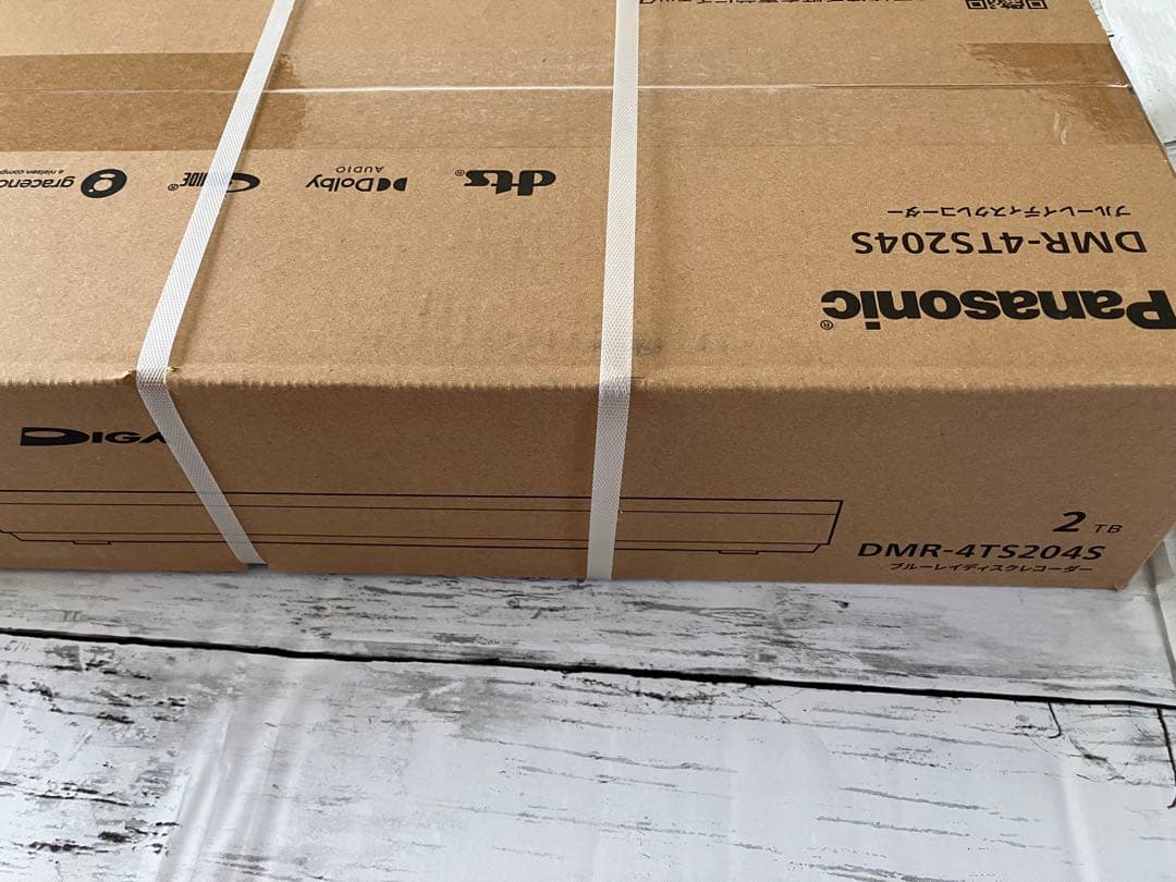 新品 パナソニック ブルーレイレコーダー 4Ｋ ディーガ DMR-4TS204S