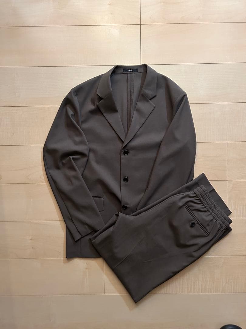 UNIQLO C 感動ジャケット 感動タックパンツ ブラウン セットアップ