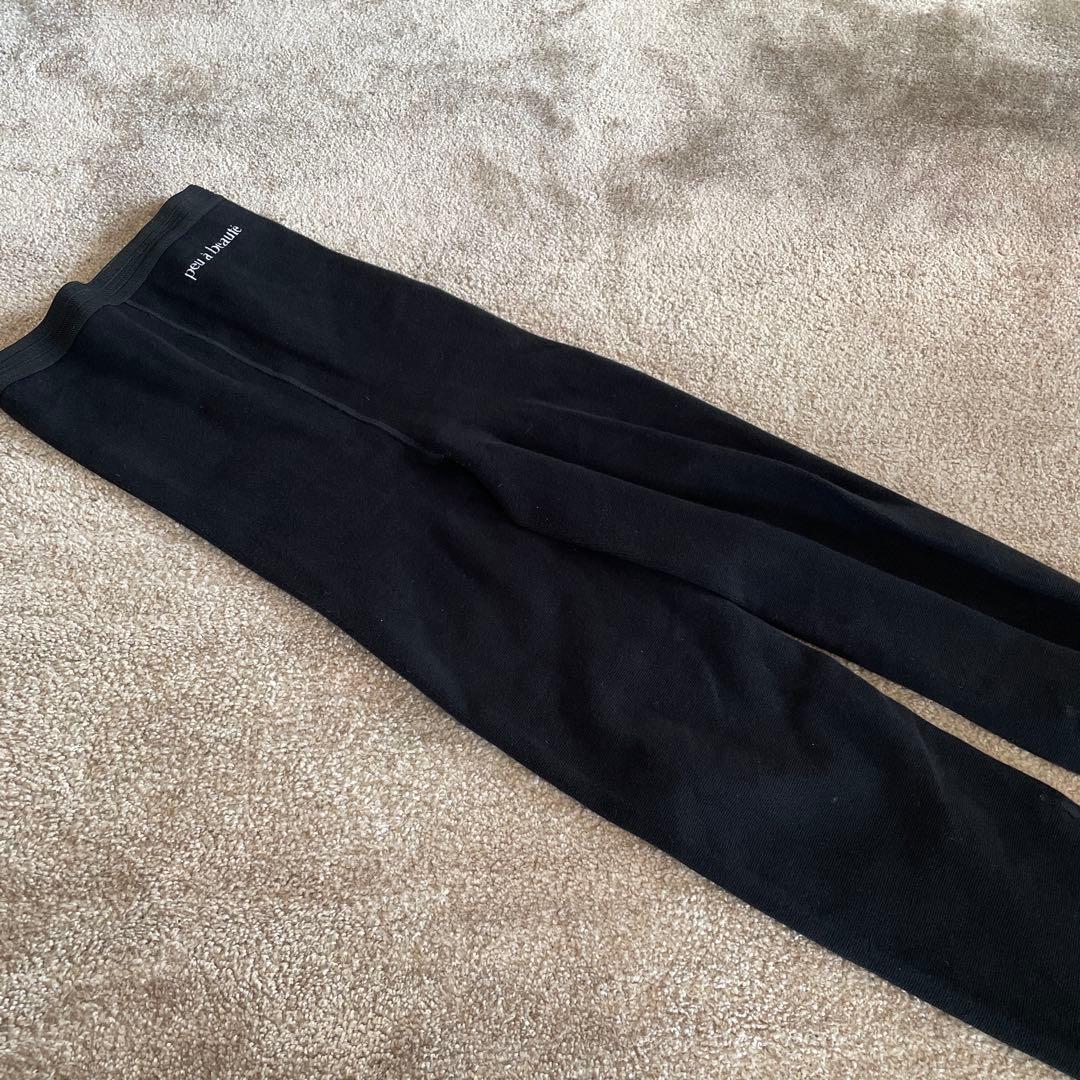 peu à beauté ブラック スパッツ
