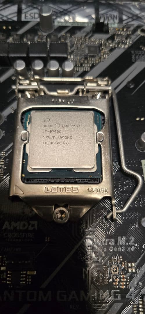 Intel i7-9700K + ASRock Z390 マザーボード