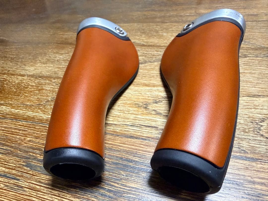 BROOKSERGON GP1 LEATHER GRIPS エルゴン ハニー
