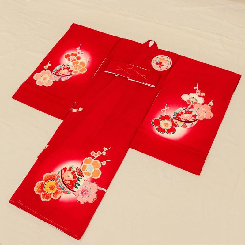 最高級新品正絹産着京友禅手描き美術、特撰盛本金、祝い四季花鼓毬古典上品遊戯文