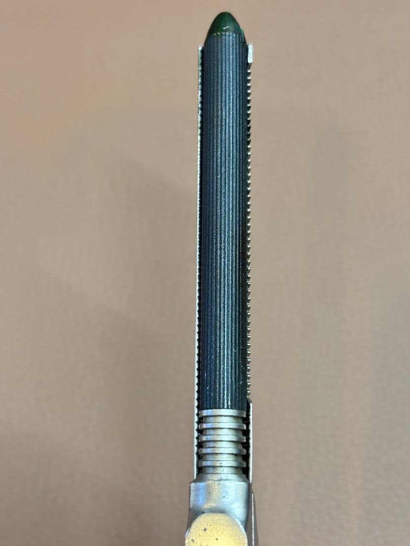 超美品　HAKKO HI-MIC 8ミリ丸アイロン　/レンツアイロン