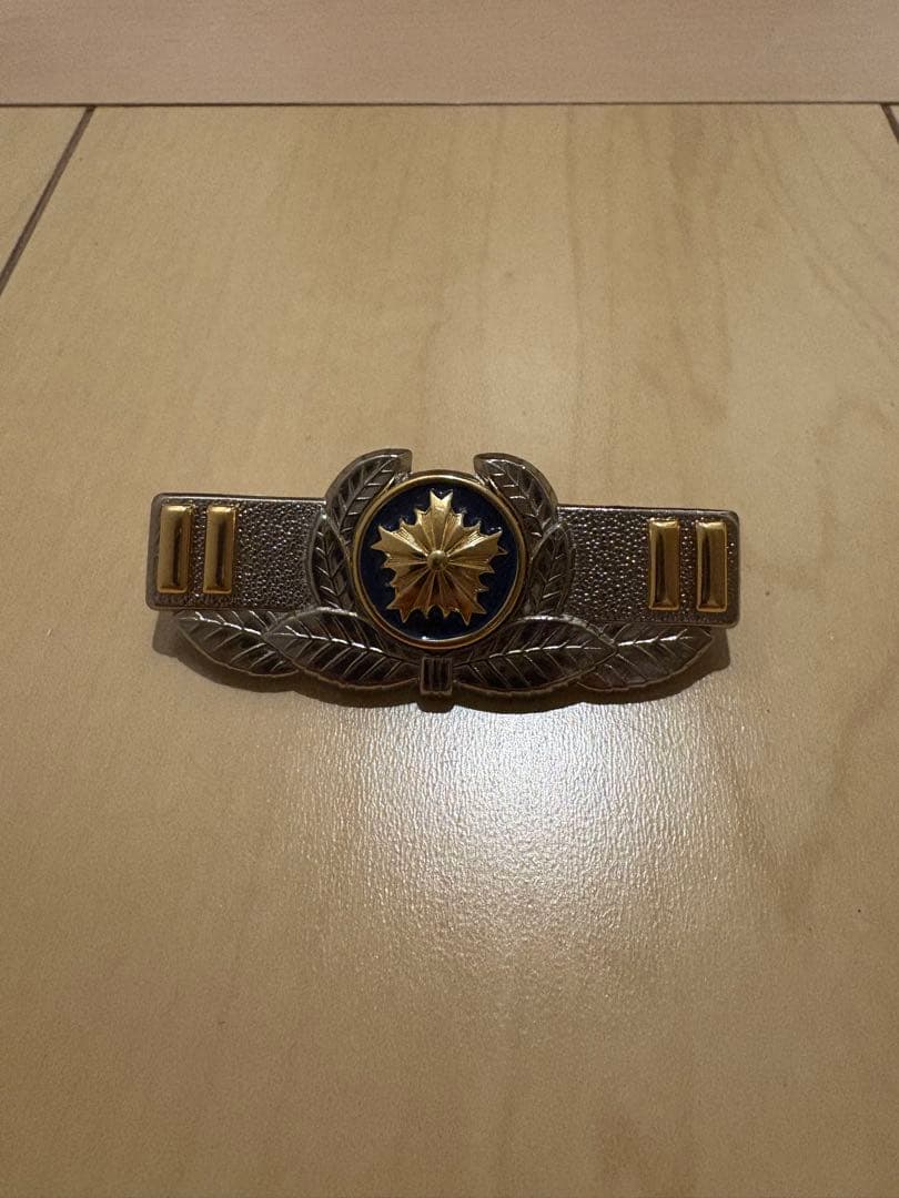 エ*英様 警察官　階級章　レプリカ　巡査長