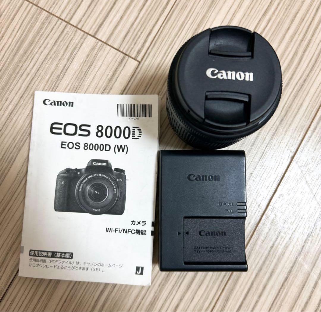 Canon EOS 8000D デジタル一眼レフカメラ 単焦点レンズ有り