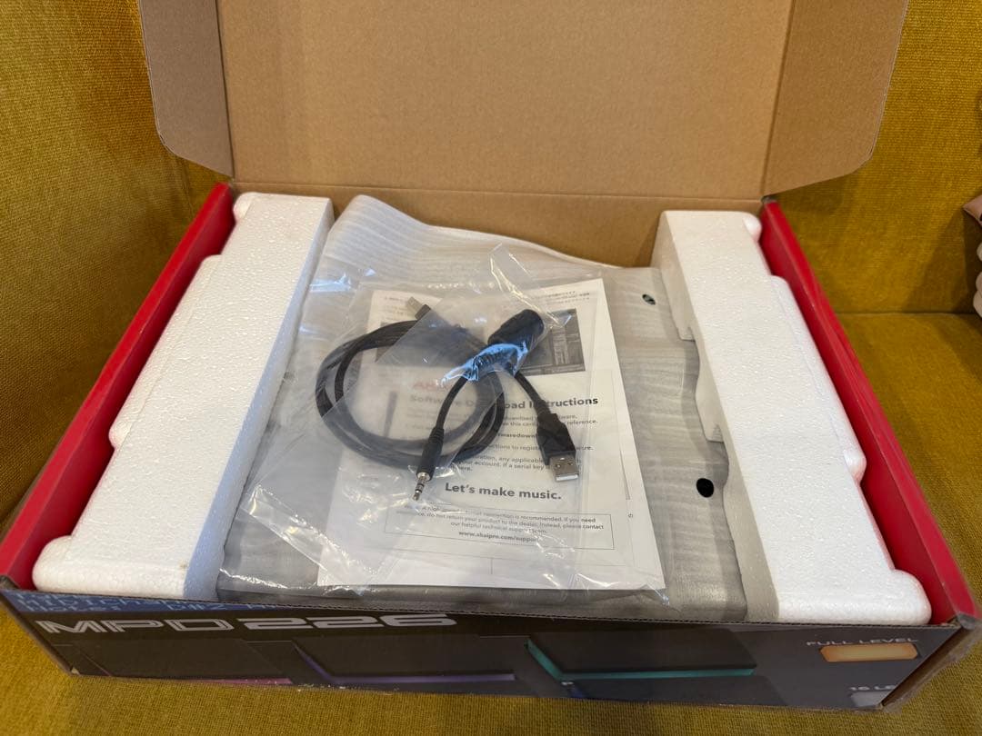 AKAI MPD226 MIDIコントローラー mpc