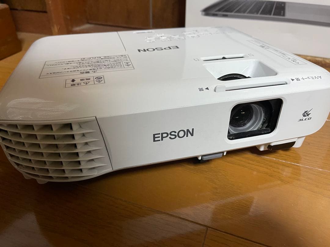 ス*ム様 EPSON EB-W06 プロジェクター 本体