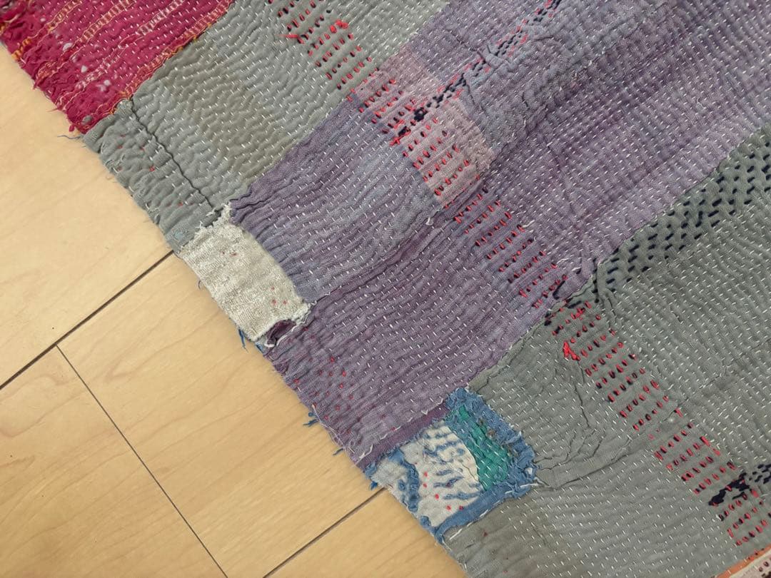 ヴィンテージ　ラリーキルト　ホワイトカンタ　刺繍　リバーシブル