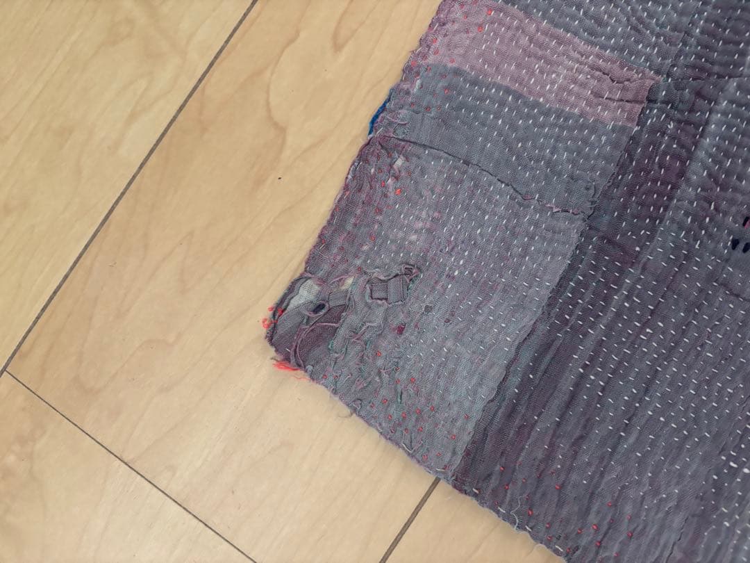 ヴィンテージ　ラリーキルト　ホワイトカンタ　刺繍　リバーシブル