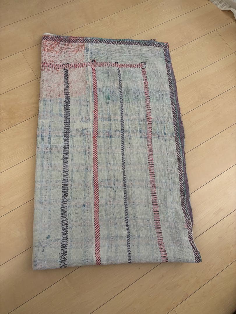 ヴィンテージ　ラリーキルト　ホワイトカンタ　刺繍　リバーシブル