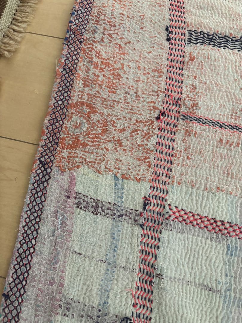 ヴィンテージ　ラリーキルト　ホワイトカンタ　刺繍　リバーシブル