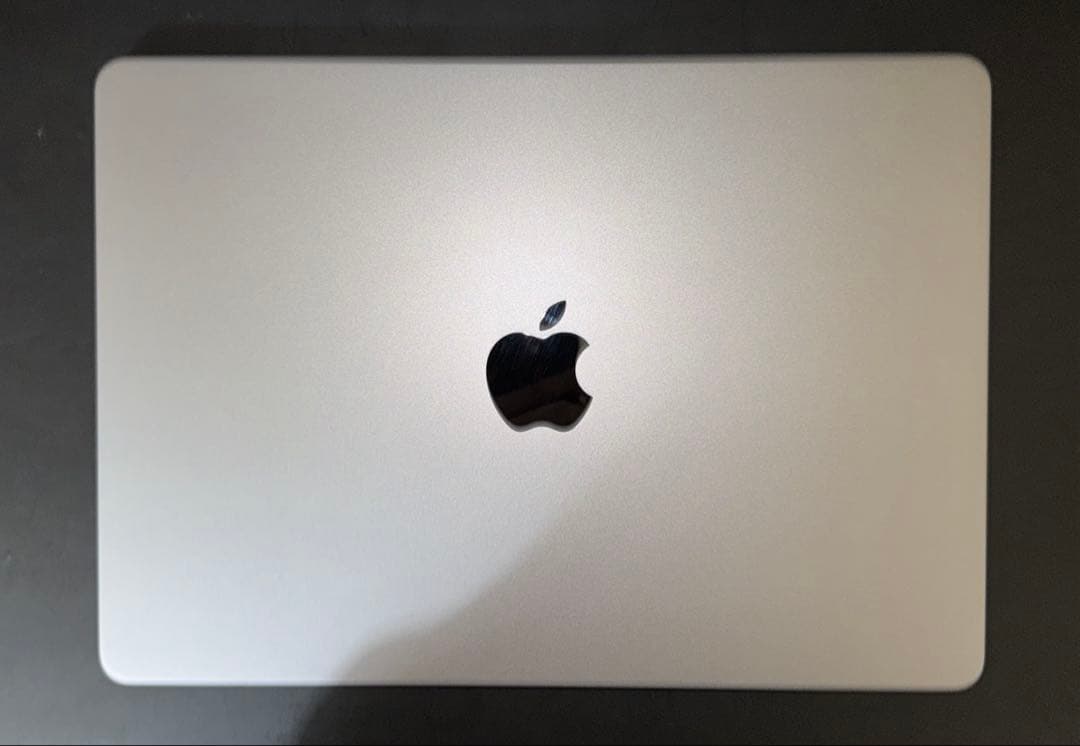 Apple MacBook Air M2 スペースグレイ