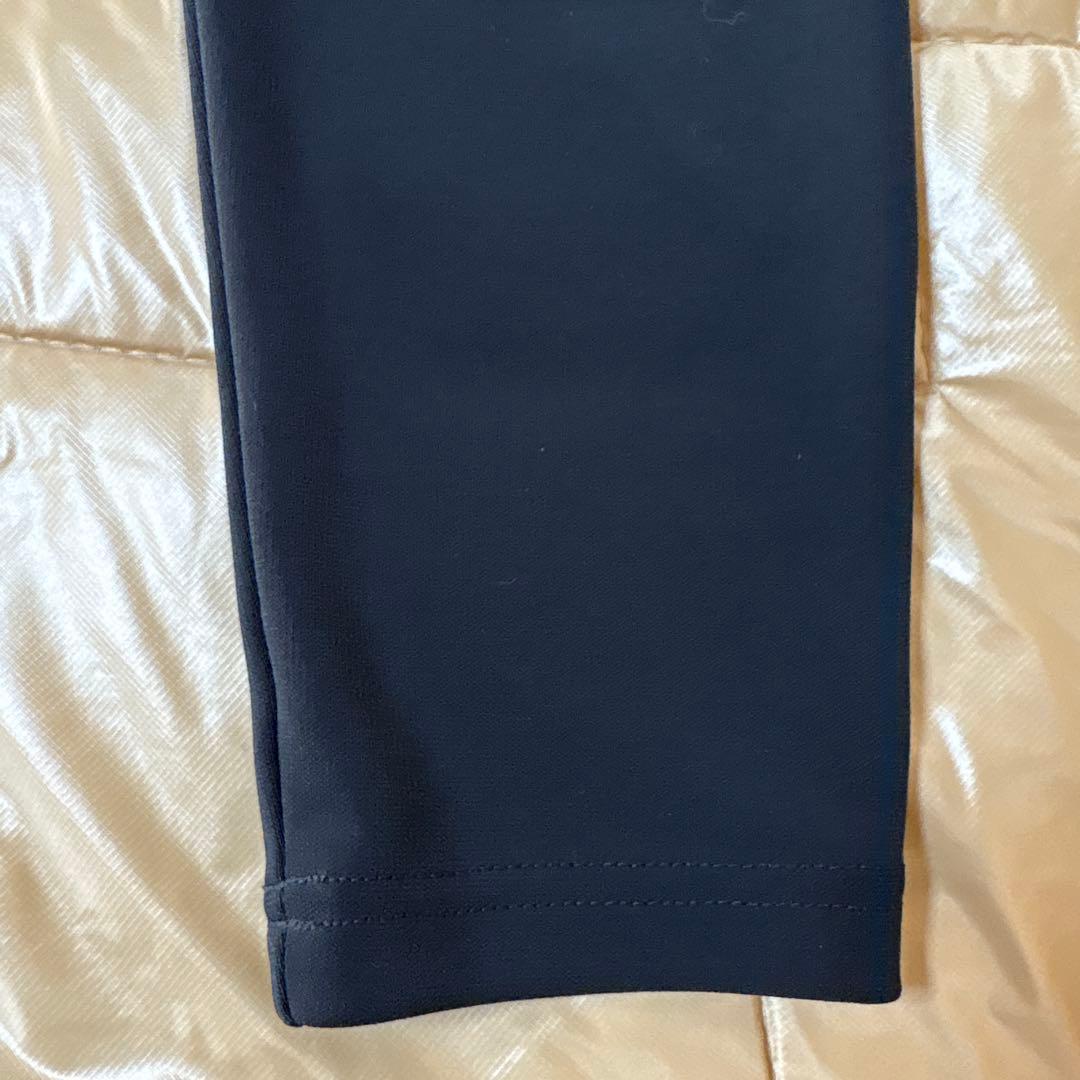 【未使用に近い】✨トクコプルミエヴォル✨黒地鮮やかなブルー系プリントチュニック❣️