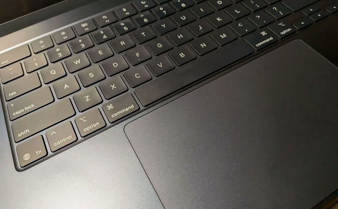 Apple MacBook air 15インチ M4 16gb 256gb