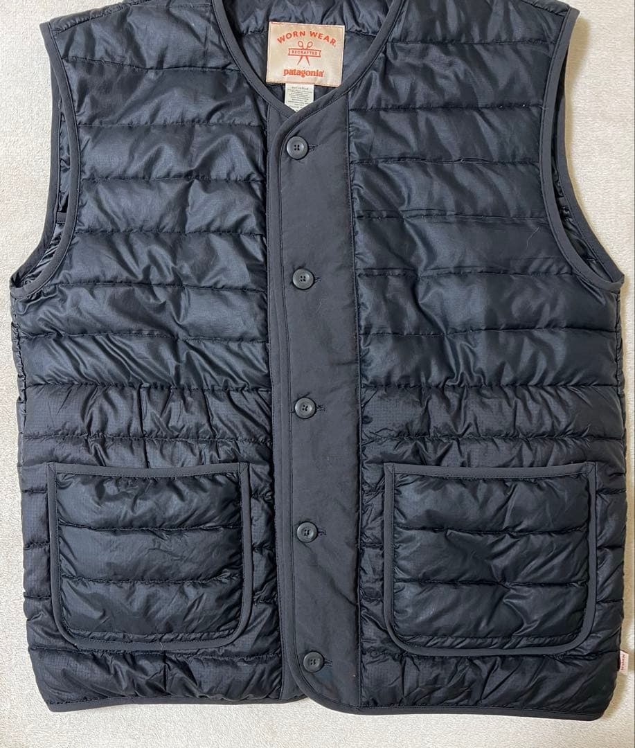 希少‼️黒‼️パタゴニア WORN WEAR ダウンベスト recrafted