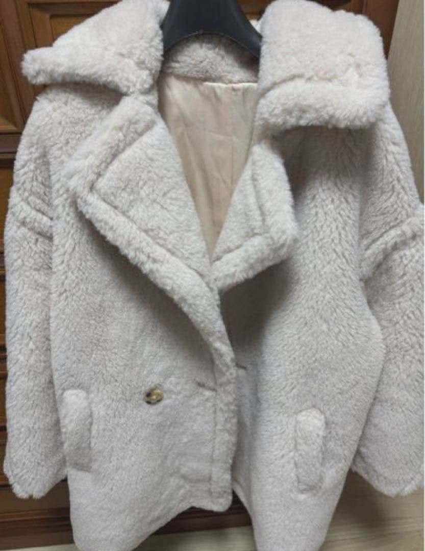 LiLiRenaテディコート　ショート　ベージュ