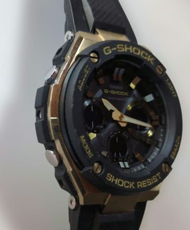 G-SHOCK GST-W100G ブラック/ゴールド