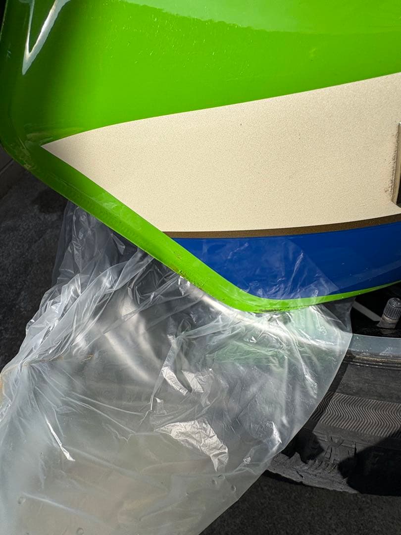 Kawasaki ZRX1100タンクC2