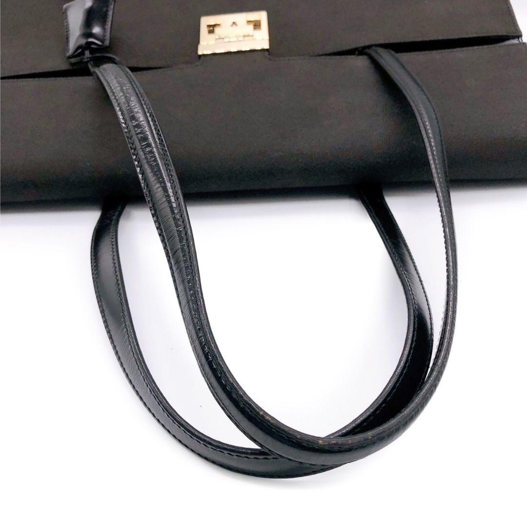 グッチ 0014218 ハンドバッグ トートバッグ ビジネス 貴重 黒 レザー