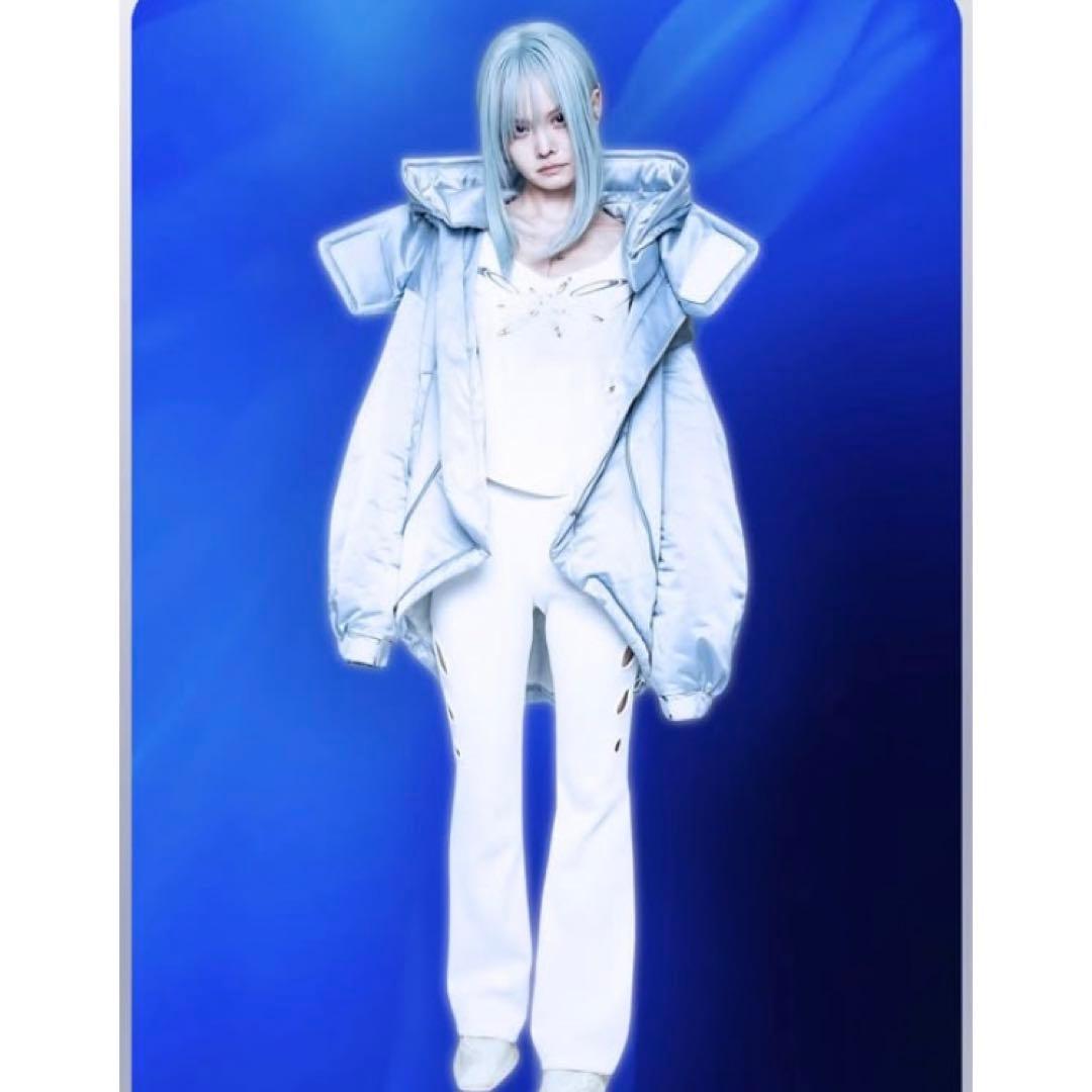 chloma フレアパンツ