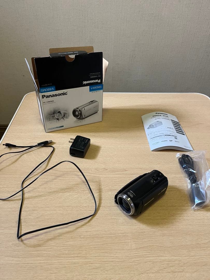 未使用　Panasonic HC-V480MS ビデオカメラ 本体