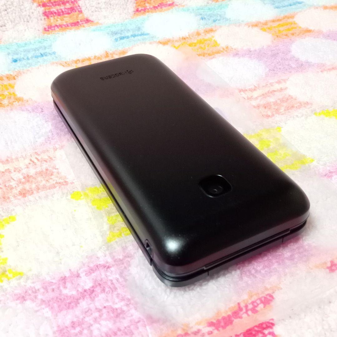 KYF42 GRATINA black 充電器セット 安心のメルカリ便 匿名配送