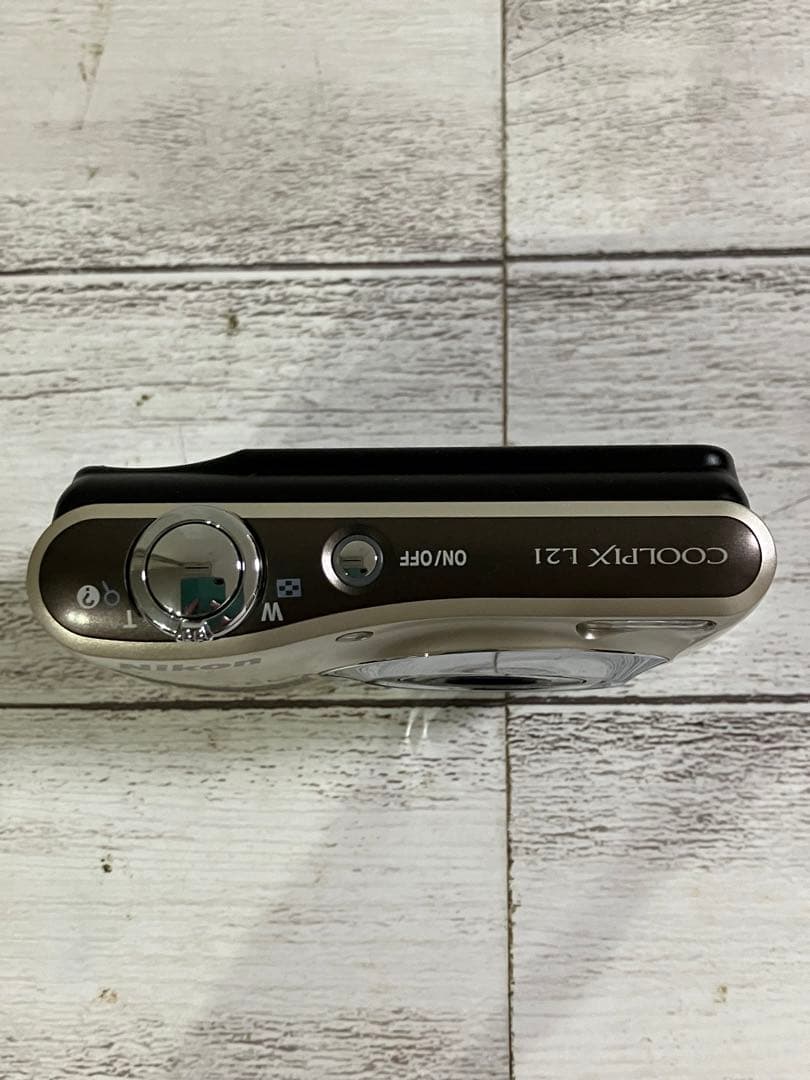 Nikon COOLPIXL21デジカメ