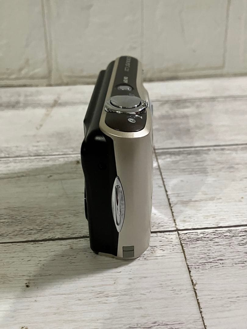 Nikon COOLPIXL21デジカメ