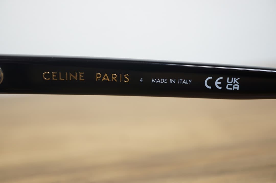 CELINE セリーヌ サングラス CL40322U 01A 本体のみ