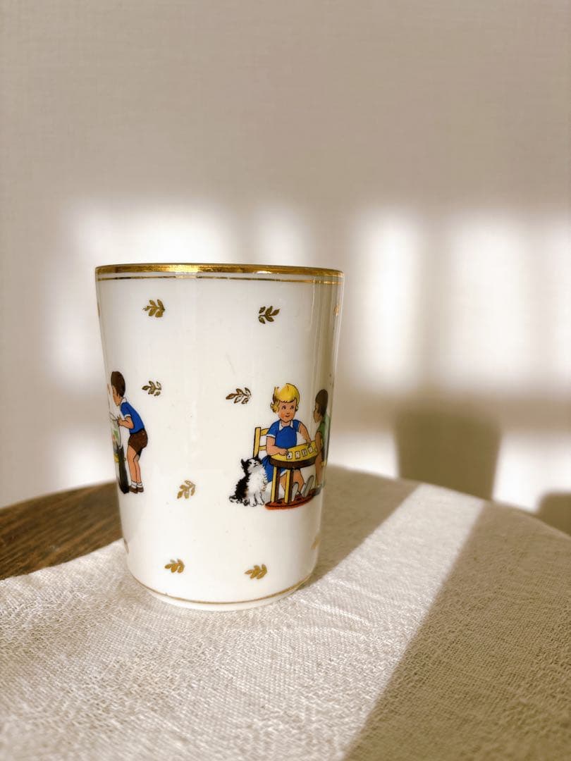 フランスアンティーク　Limoges enfants・カップ