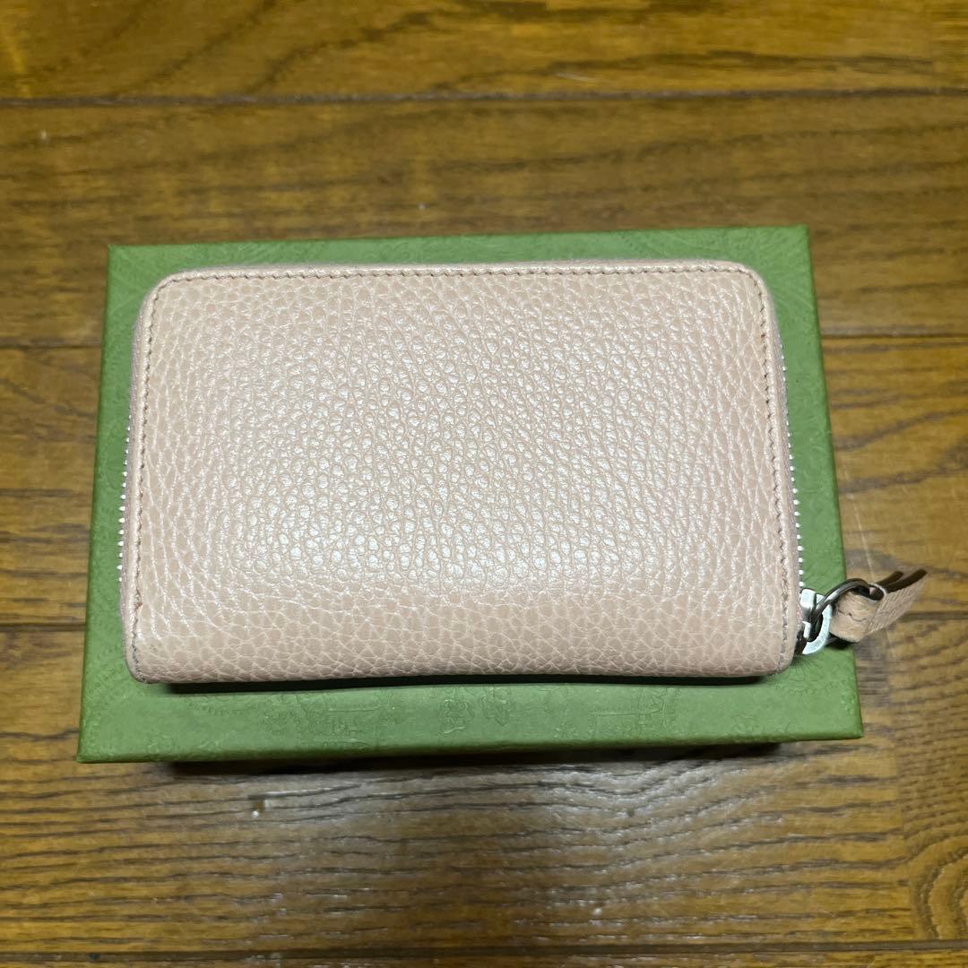 GUCCI ピンクレザーケース