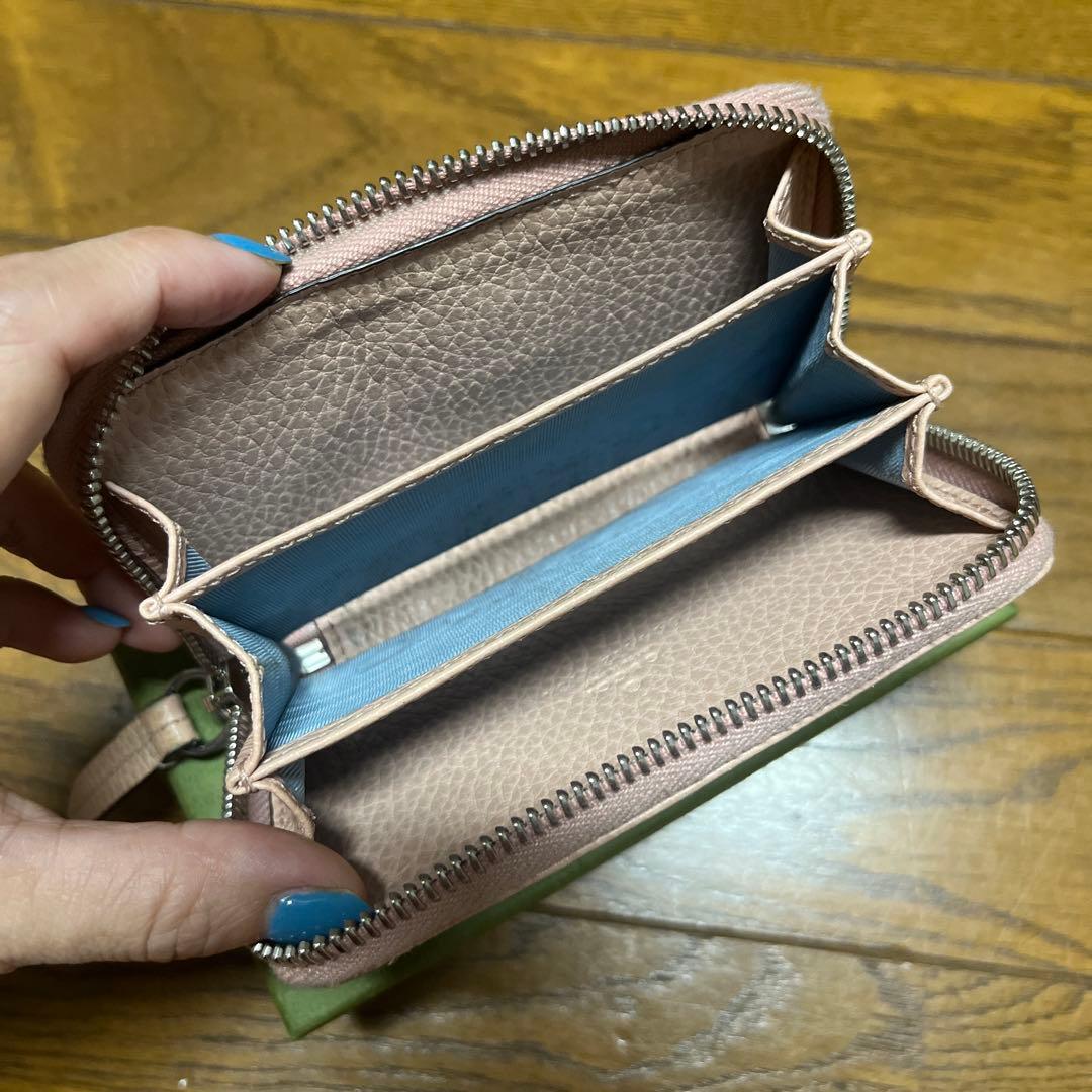 GUCCI ピンクレザーケース